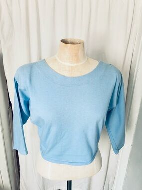 The Exchange Unlimited size medium 3/4sleeve light blue crop top